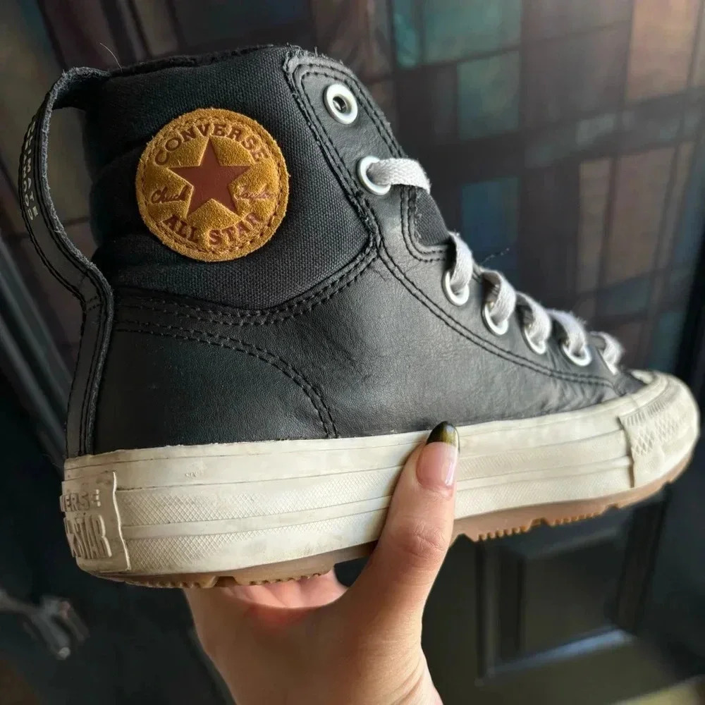 black converse - Picture 2 of 5